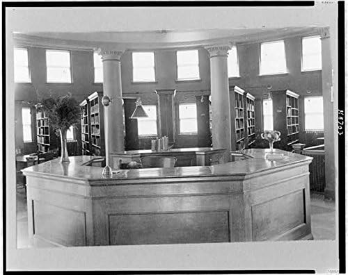 HistoricalFindings Fotoğraf: İç mekan, Halk Kütüphanesi, Merkez Masayı Gösteren, Marshalltown, Iowa, IA, 1897-1901