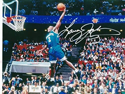 Larry Johnson Charlotte Hornets Aksiyon İmzalı 8x10-İmzalı NBA Fotoğrafları